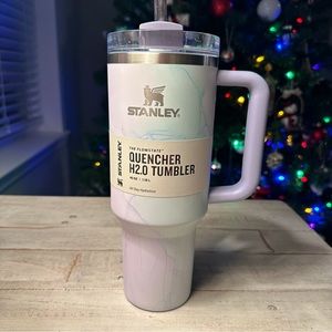NEW Stanley H2.0 Watercolor Dusk Target Exclusive 40oz Quencher Tumbler